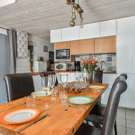 A 450m De La Plage, Pour 4 *